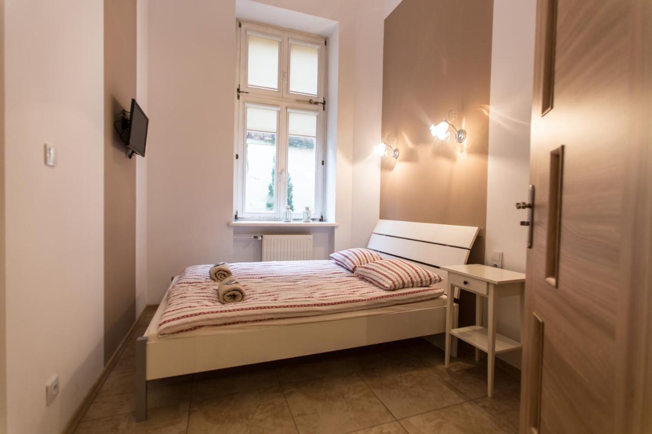 Puffa Hostel Lux Warschau Buitenkant foto