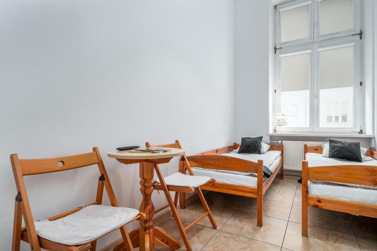 Puffa Hostel Lux Warschau Buitenkant foto