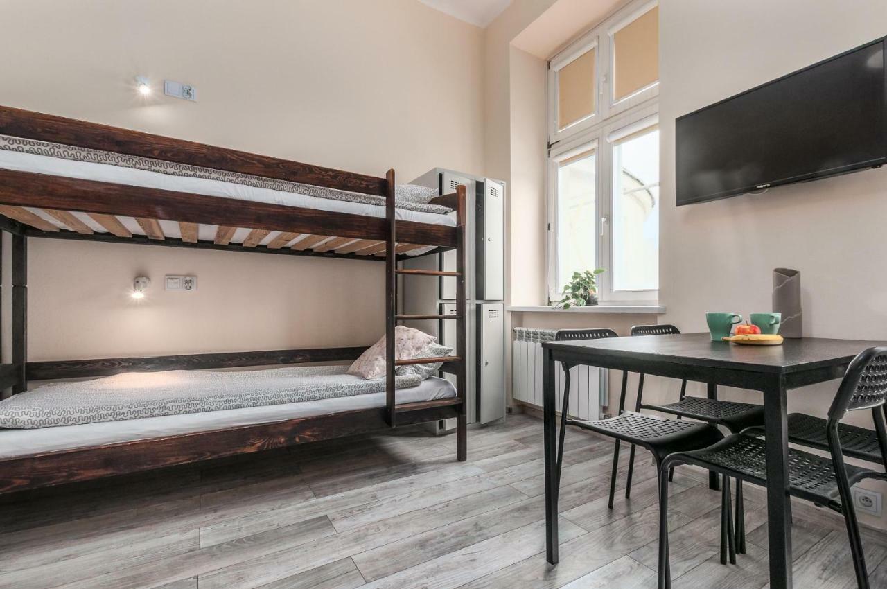 Puffa Hostel Lux Warschau Buitenkant foto